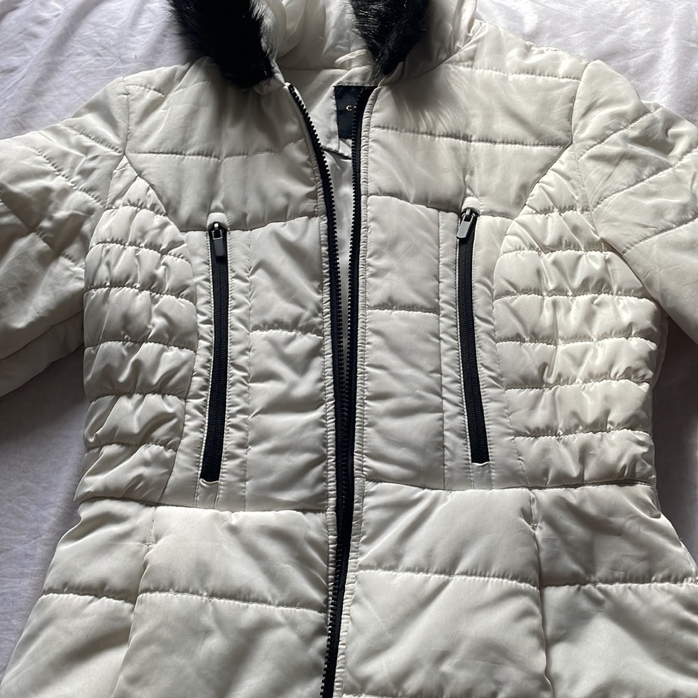 White Puffer Jacket - Picture 2 of 5